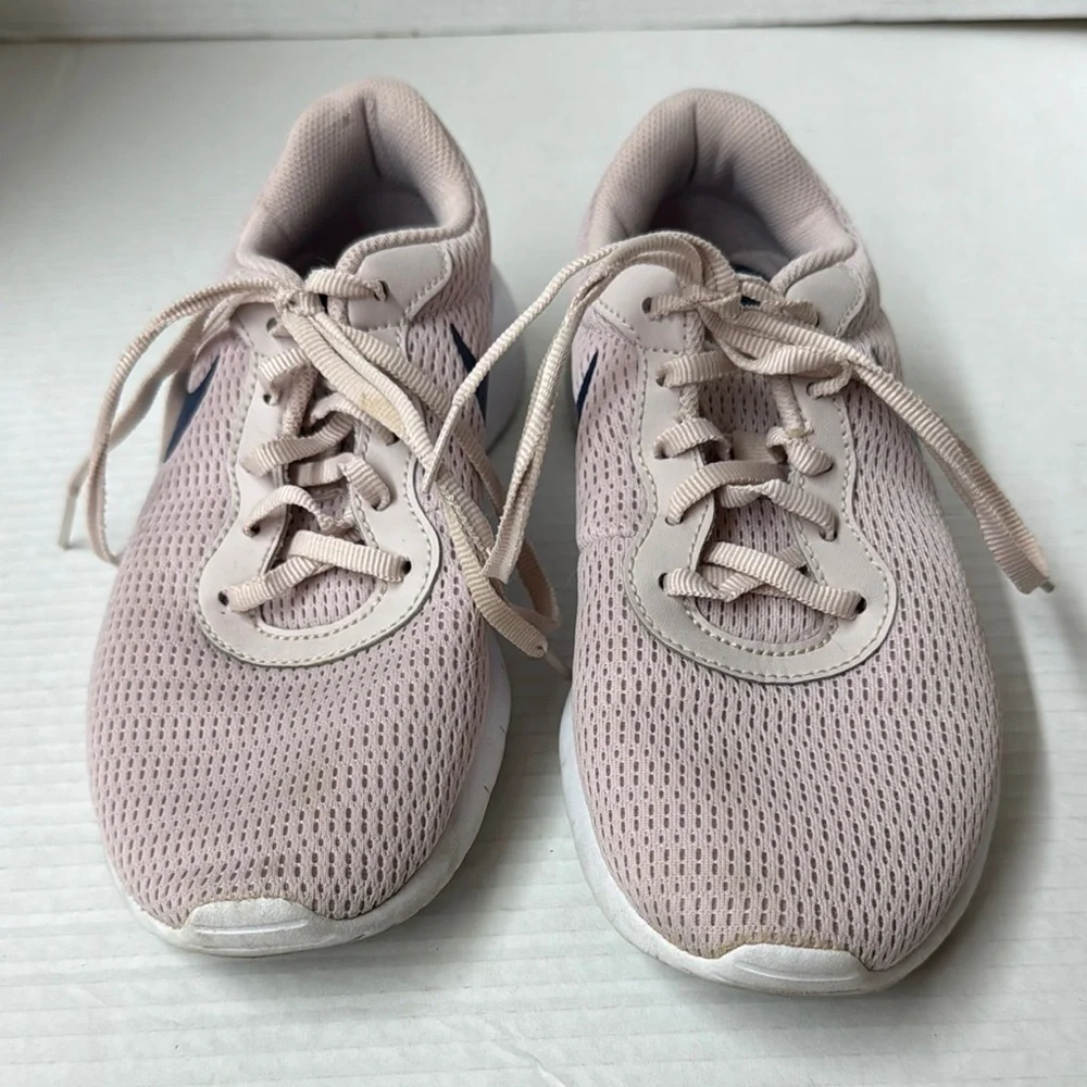Nike Pink and Navy Blue 5.5Y Sneakers